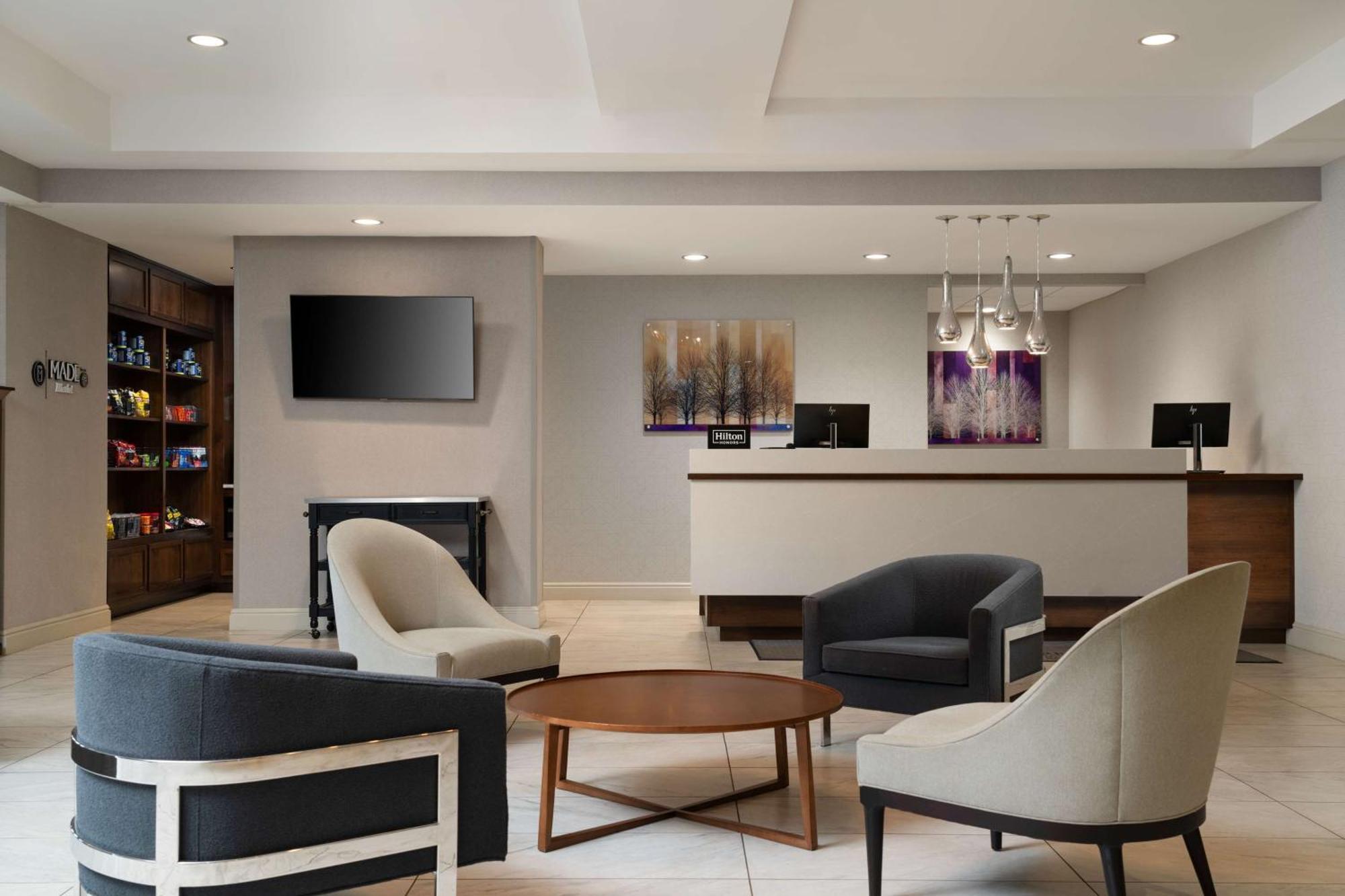 Hotel Doubletree By Hilton Pittsburgh Airport Moon Township