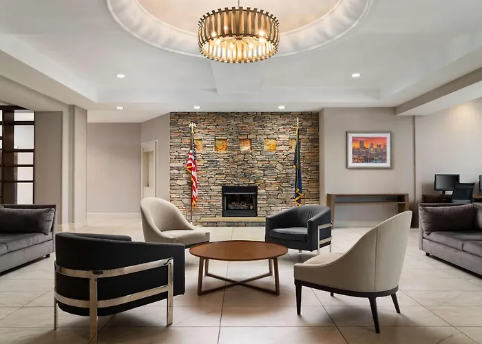 Doubletree By Hilton Pittsburgh Airport