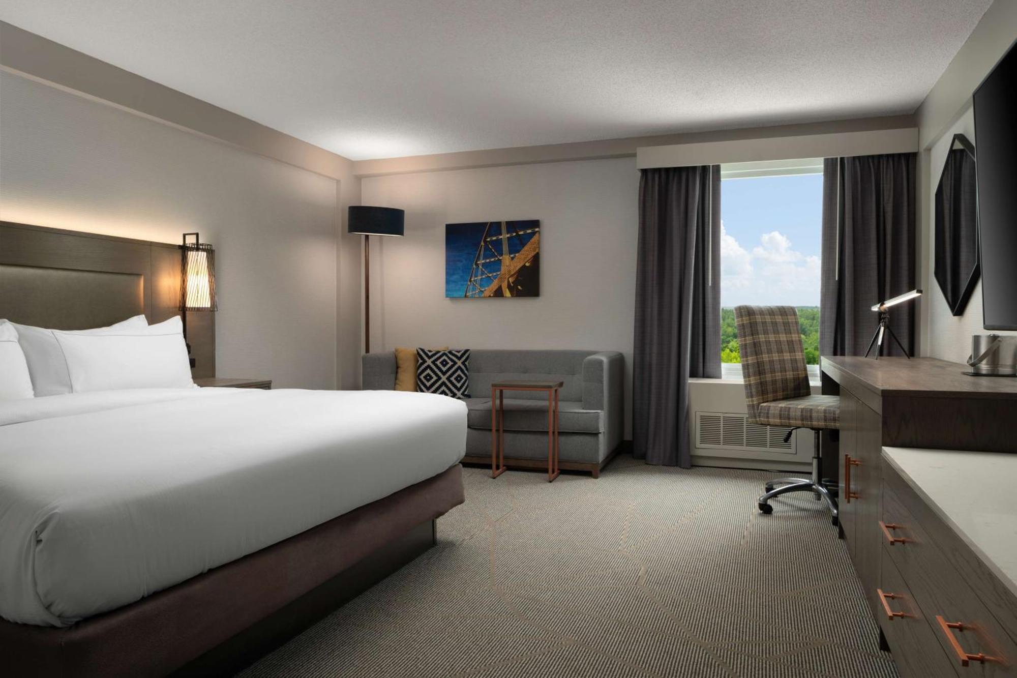 Doubletree By Hilton Pittsburgh Airport Hotel
