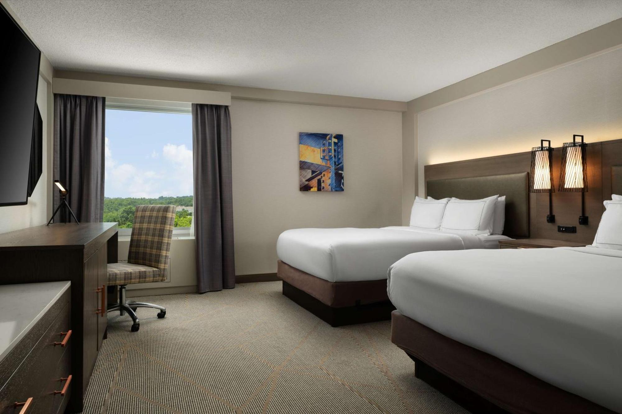 Doubletree By Hilton Pittsburgh Airport Hotel 3*